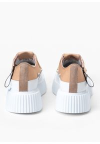 Inuikii - Sneakersy damskie INUIKII MATILDA CANVAS LOW 23. Okazja: do pracy, na co dzień, na spacer. Kolor: biały. Sport: turystyka piesza