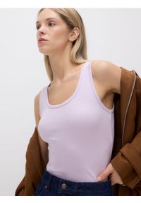 Reserved - LADIES` TOP - lawendowy. Kolor: fioletowy. Materiał: dzianina, bawełna #1