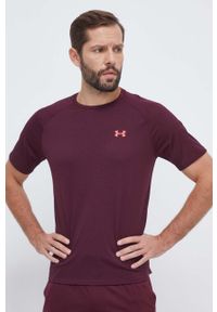 Under Armour t-shirt treningowy kolor bordowy gładki. Kolor: czerwony. Wzór: gładki #1