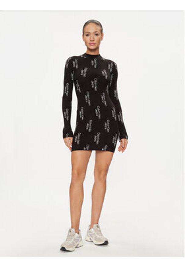 Calvin Klein Jeans Sukienka codzienna J20J222526 Czarny Slim Fit. Okazja: na co dzień. Kolor: czarny. Materiał: lyocell. Typ sukienki: proste. Styl: casual