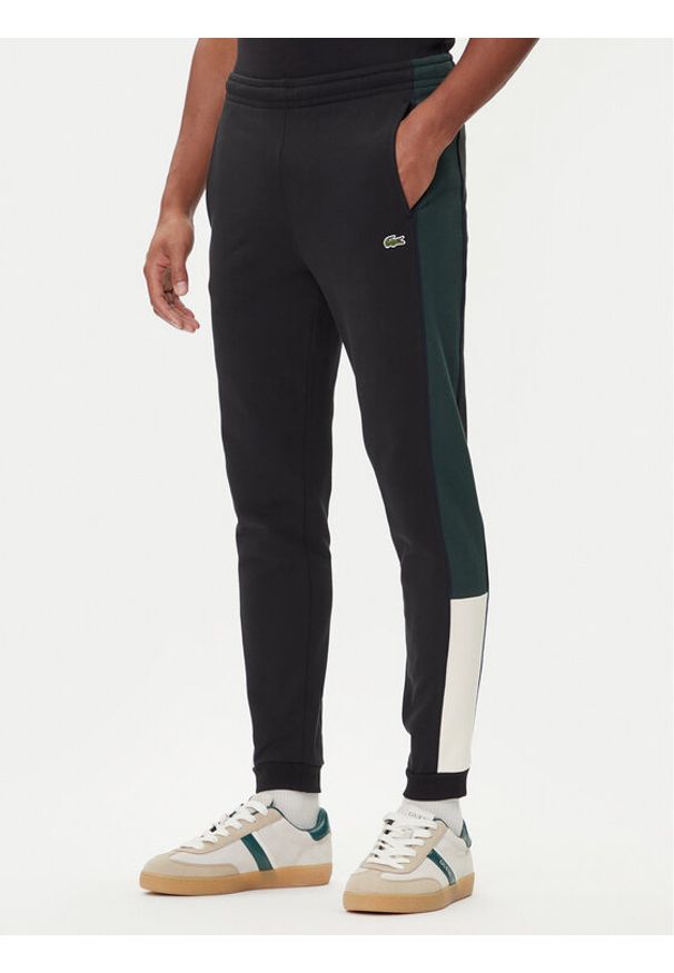 Lacoste Spodnie dresowe XH5923 Czarny Regular Fit. Kolor: czarny. Materiał: bawełna