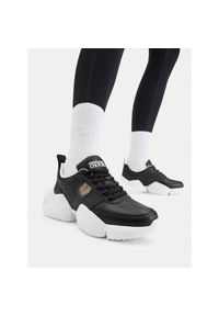 Sneakersy Versace Jeans Couture. Kolor: czarny #1