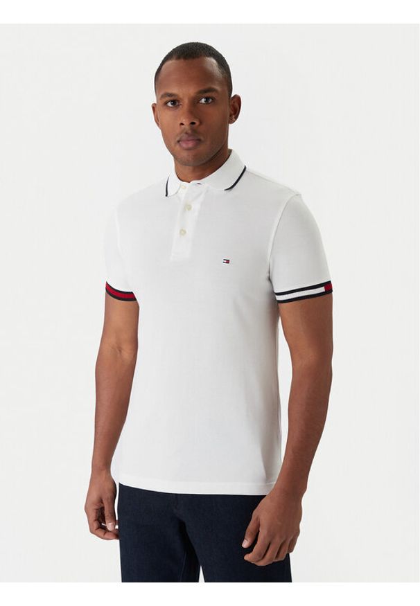 TOMMY HILFIGER - Tommy Hilfiger Polo Flag Cuff MW0MW38458 Biały Slim Fit. Typ kołnierza: polo. Kolor: biały. Materiał: bawełna