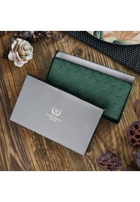 Portfel skórzany PAOLO PERUZZI IN-58-GR zielony. Kolor: zielony. Materiał: skóra. Wzór: geometria #1