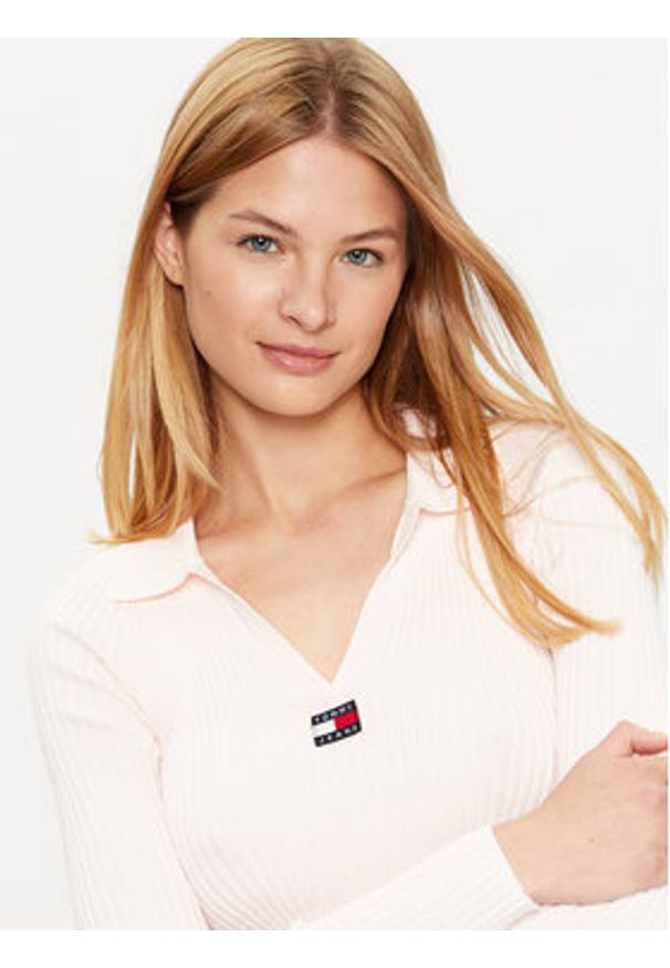 Tommy Jeans Sweter DW0DW14950 Różowy Slim Fit. Kolor: różowy. Materiał: syntetyk