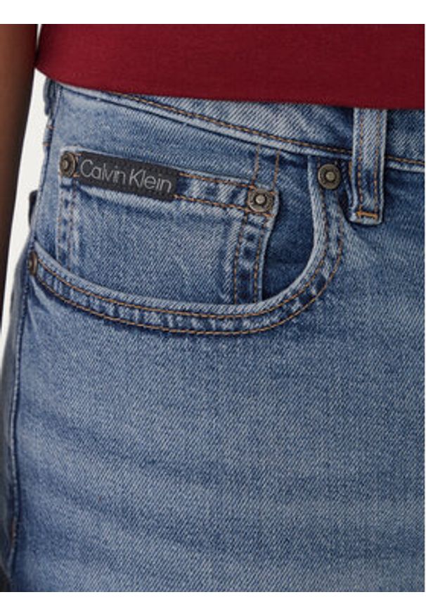 Calvin Klein Jeansy LV04RF950G Niebieski Slim Taper Fit. Kolor: niebieski