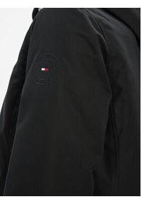 TOMMY HILFIGER - Tommy Hilfiger Parka WW0WW39864 Czarny Regular Fit. Kolor: czarny. Materiał: syntetyk #8