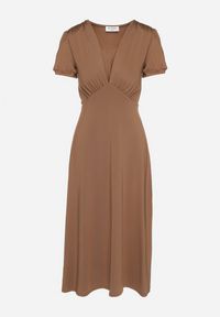 Born2be - Brązowa Sukienka Rozkloszowana z Wiskozą z Poduszkami w Ramionach Awerla. Okazja: na co dzień. Typ kołnierza: dekolt w kształcie V. Kolor: brązowy. Materiał: wiskoza. Długość rękawa: krótki rękaw. Styl: klasyczny, casual, elegancki #4