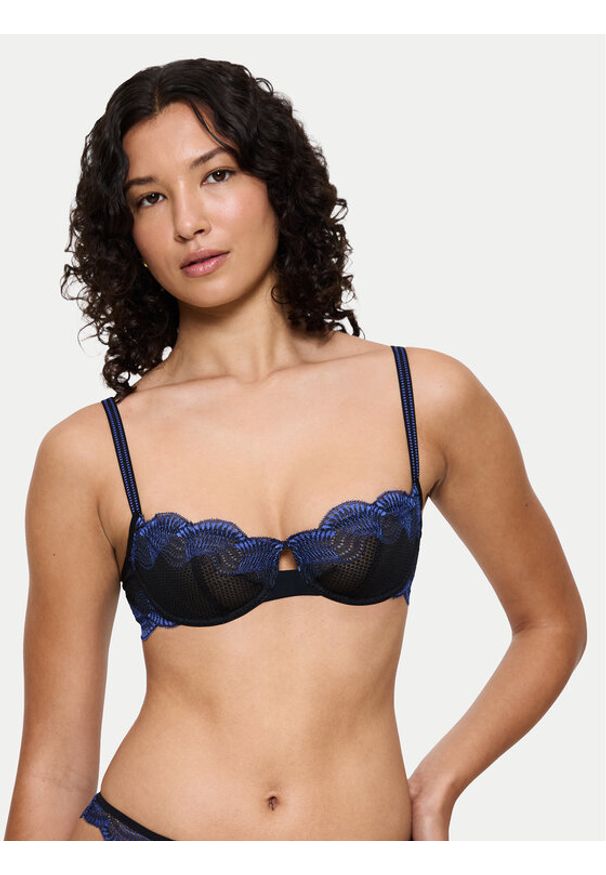 Triumph Biustonosz balkonetka Comfort Glam 10224928 Czarny. Kolor: czarny. Materiał: syntetyk