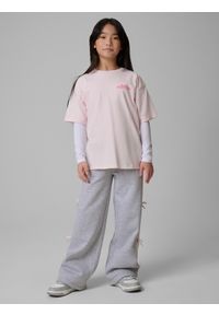 4f - 4F T-shirt loose z nadrukiem dziewczęcy - różowy 146/152 (10-12 lat). Okazja: na spacer, na co dzień, na uczelnię. Kolor: różowy. Materiał: dzianina, bawełna, skóra, materiał. Wzór: nadruk. Sezon: lato. Styl: casual #2
