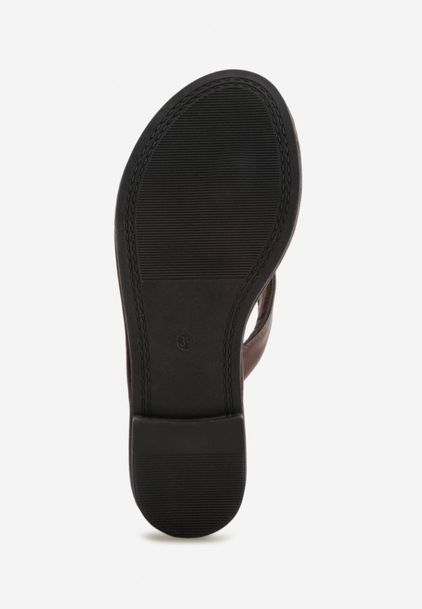 Born2be - Brązowe Klapki Japonki z Imitacji Skóry na Płaskiej Podeszwie w Klasycznym Stylu Evadise. Okazja: na co dzień. Kolor: brązowy. Materiał: skóra. Sezon: wiosna, lato. Obcas: na płaskiej podeszwie. Styl: klasyczny