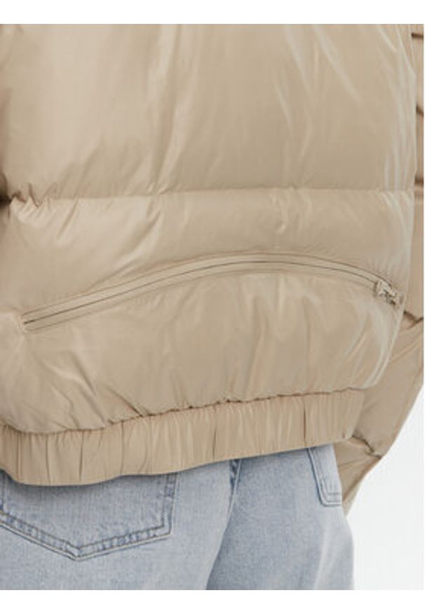 Adidas by Stella McCartney - adidas by Stella McCartney Kurtka zimowa Winter JI5198 Beżowy Loose Fit. Kolor: beżowy. Materiał: syntetyk. Sezon: zima