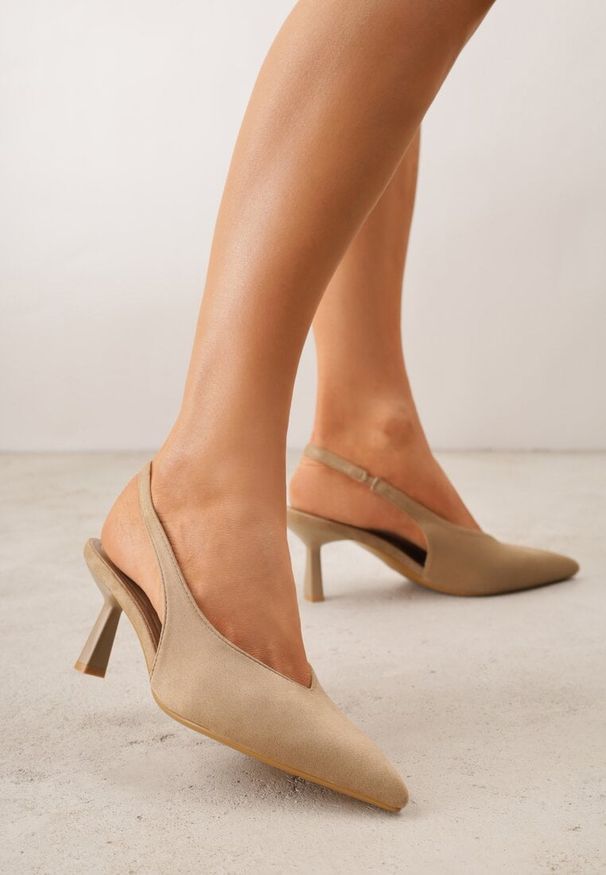 Renee - Ciemnobeżowe Czółenka VICES Typu Slingback na Geometrycznej Szpilce Aziressa. Kolor: beżowy. Wzór: geometria. Obcas: na obcasie. Styl: elegancki. Wysokość obcasa: średni