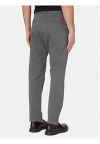 Hugo - HUGO Chinosy David251D 50530886 Szary ciemny Slim Fit. Kolor: szary. Materiał: bawełna #5