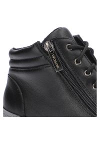 Czarne Botki Wasak Damskie Wygodne Buty. Okazja: na co dzień. Zapięcie: zamek. Kolor: czarny. Materiał: skóra, materiał. Szerokość cholewki: normalna. Sezon: zima. Obcas: na platformie. Styl: casual, elegancki #5