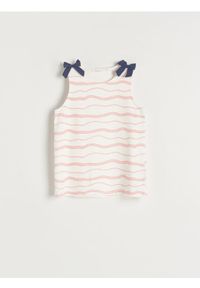 Reserved - Bluzka z kokardami - złamana biel. Typ kołnierza: kokarda. Kolor: kremowy. Materiał: bawełna, dzianina #1