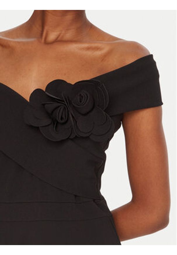 Rinascimento Sukienka wieczorowa CFC0125671003 Czarny Regular Fit. Kolor: czarny. Materiał: syntetyk. Styl: wizytowy