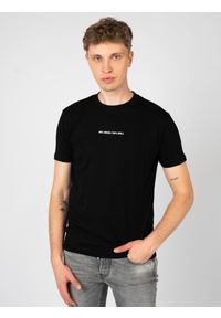 John Richmond T-shirt | HMP25016TS | Mężczyzna | Czarny. Okazja: na co dzień. Kolor: czarny. Materiał: bawełna. Wzór: nadruk. Styl: elegancki, casual #5