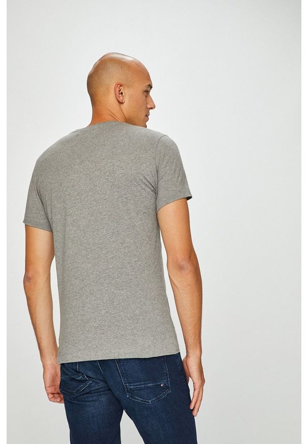 Calvin Klein Jeans - T-shirt. Okazja: na co dzień. Kolor: szary. Materiał: dzianina. Styl: casual