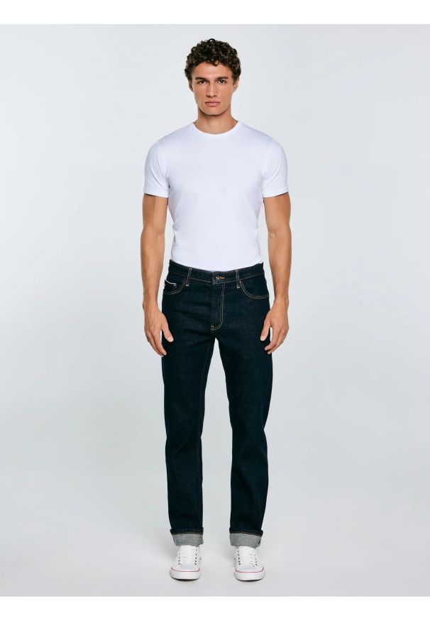 Big-Star - Jeansy męskie z prostą nogawką granatowe Colt 640. Okazja: na co dzień. Stan: podwyższony. Kolor: niebieski. Styl: casual, klasyczny