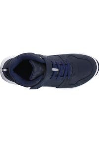 Decathlon - Buty sportowe dla dzieci Newfeel Protect 560 skórzane. Zapięcie: rzepy. Kolor: niebieski. Materiał: skóra. Szerokość cholewki: normalna. Sport: turystyka piesza