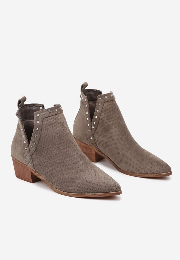 Born2be - Zielone Ażurowe Botki Vices na Obcasie Ozdobione Wycięciem i Nitami Lilfedi. Okazja: na imprezę, na co dzień. Kolor: zielony. Materiał: jeans, skóra. Wzór: aplikacja, ażurowy. Sezon: zima, jesień. Obcas: na obcasie. Styl: wizytowy, casual. Wysokość obcasa: średni