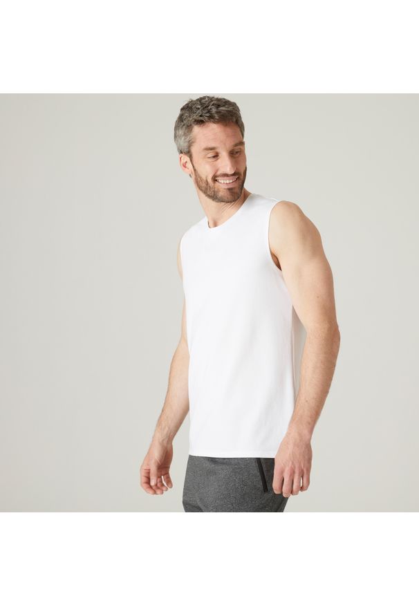 DOMYOS - Koszulka bez rękawów męska Nyamba Gym & Pilates 500 regular. Kolor: biały. Materiał: materiał, bawełna, elastan. Długość rękawa: bez rękawów