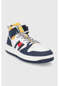 Tommy Jeans buty kolor granatowy. Nosek buta: okrągły. Zapięcie: sznurówki. Kolor: niebieski. Materiał: poliester, guma
