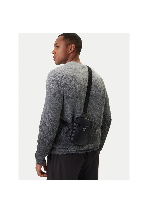 Hugo - Saszetka HUGO. Kolor: czarny