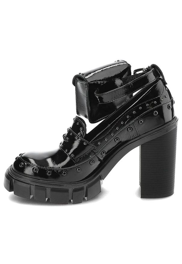 Czarne Półbuty Carinii Modne Eleganckie Buty Damskie. Okazja: na imprezę. Zapięcie: bez zapięcia. Kolor: czarny. Materiał: lakier, skóra. Szerokość cholewki: normalna. Obcas: na słupku. Styl: elegancki