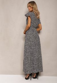 Renee - Czarno-Biała Sukienka Maxi z Gumką w Pasie i Kopertowym Dekoltem w Kropki Miretell. Kolor: czarny. Wzór: kropki. Typ sukienki: kopertowe. Długość: maxi #4