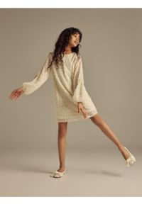 Reserved - Sukienka z cekinami - jasnożółty. Kolor: żółty. Materiał: tkanina. Typ sukienki: proste #1