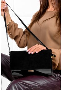 Laura Biaggi - Czarna torebka wizytowa laura biaggi jp43. Kolor: czarny. Styl: wizytowy