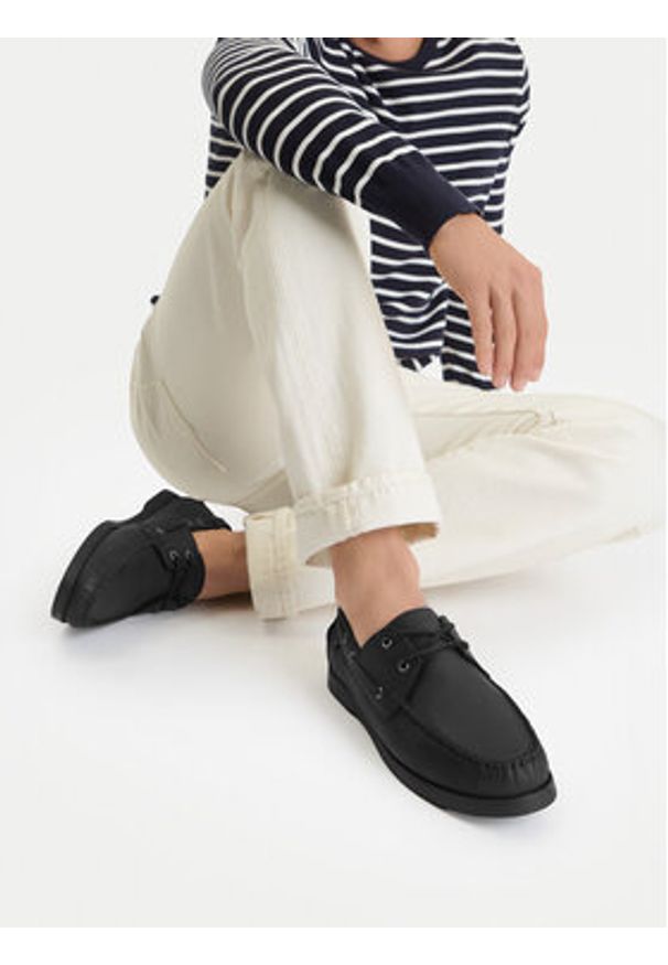 Nautica Mokasyny CEO-COMO-01 MI08 Czarny. Kolor: czarny. Materiał: skóra