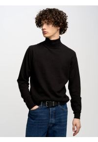 Big-Star - Sweter męski z golfem czarny Charis 906. Okazja: na co dzień. Typ kołnierza: golf. Kolor: czarny. Materiał: jeans, skóra, żakard, materiał, bawełna, dzianina. Wzór: aplikacja, kolorowy. Styl: klasyczny, casual, elegancki #5