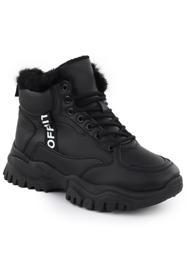 NEWS - Sneakersy damskie ocieplane na grubej podeszwie czarne News 9121. Okazja: na co dzień. Kolor: czarny. Materiał: skóra ekologiczna. Styl: casual, sportowy