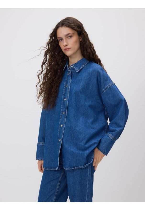 Reserved - Jeansowa koszula - niebieski. Kolor: niebieski. Materiał: jeans