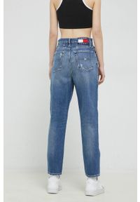 Tommy Jeans jeansy Mom Jean damskie high waist. Stan: podwyższony. Kolor: niebieski #5