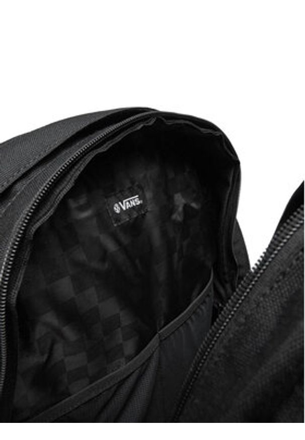 Vans Plecak Old Skool Trek Backpack VN000HRHBLK1 Czarny. Kolor: czarny. Materiał: materiał