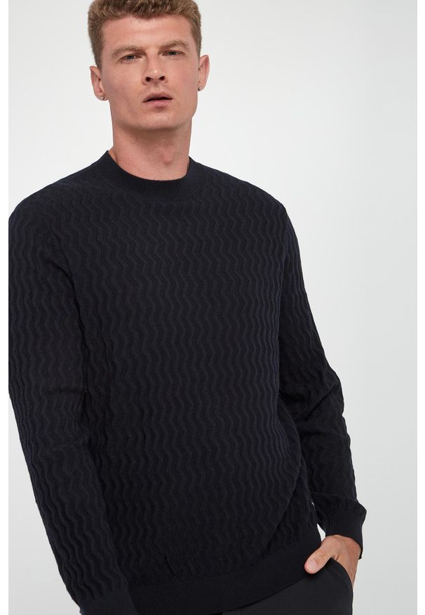Armani Exchange - Sweter męski z wełny dziewiczej ARMANI EXCHANGE. Materiał: wełna
