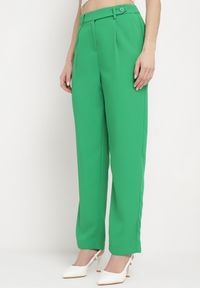Born2be - Zielone Spodnie Regular z Wyższym Stanem i Prostymi Nogawkami Arcadiasa. Stan: podwyższony. Kolor: zielony