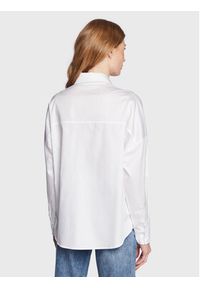 Guess Koszula W3RH57 WAF10 Biały Regular Fit. Kolor: biały. Materiał: bawełna