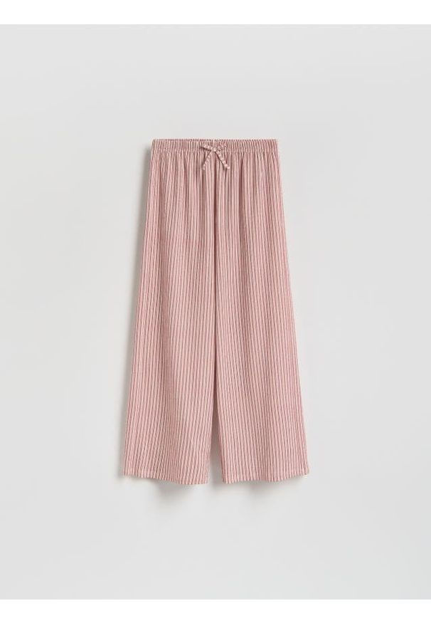 Reserved - Luźne spodnie w paski - beżowy. Kolor: beżowy. Materiał: dzianina. Wzór: paski
