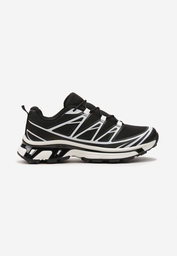 Renee - Czarne Sneakersy z Ozdobnymi Wstawkami i Ściąganą Gumką Aineri. Nosek buta: okrągły. Kolor: czarny. Materiał: materiał. Obcas: na obcasie. Wysokość obcasa: niski