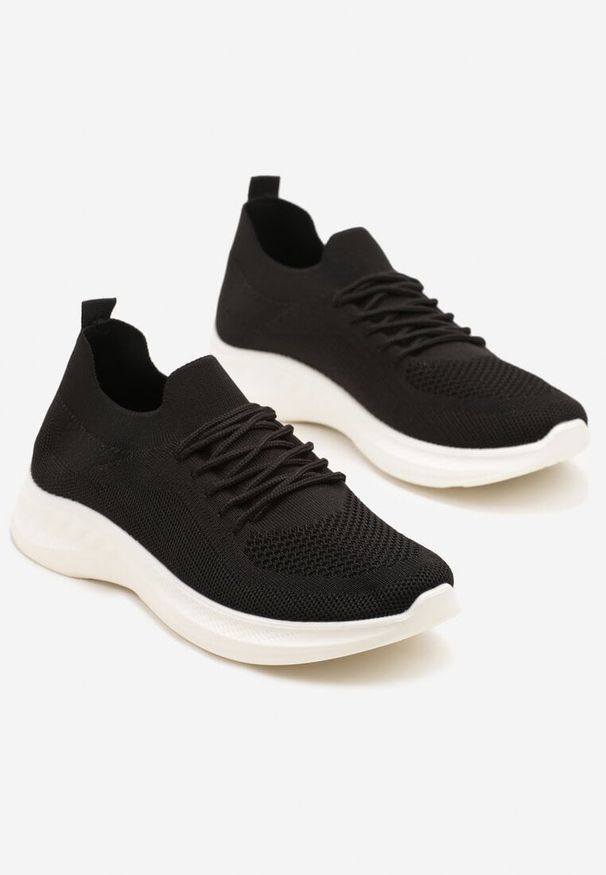 Born2be - Czarno-Białe Casualowe Buty Sportowe Sneakersy z Siateczki Mortewi. Okazja: na co dzień. Kolor: czarny. Materiał: jeans. Szerokość cholewki: normalna