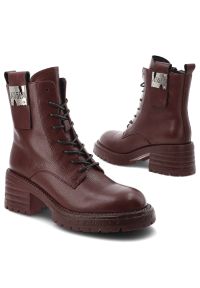 Bordowe Botki Artiker Modne Buty Damskie. Kolor: czerwony. Szerokość cholewki: normalna. Wzór: aplikacja. Sezon: zima, jesień. Obcas: na słupku #7