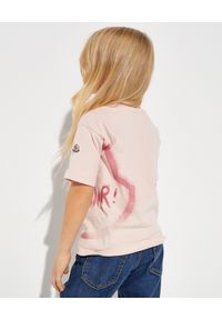 MONCLER KIDS - Różowa koszulka z graffiti 4-14 lat. Kolor: różowy, wielokolorowy, fioletowy. Materiał: bawełna. Wzór: aplikacja. Sezon: lato #3