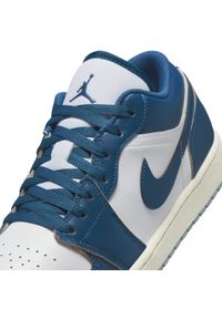 Sneakersy męskie Nike Air Jordan 1 Low SE. Kolor: biały. Model: Nike Air Jordan #3