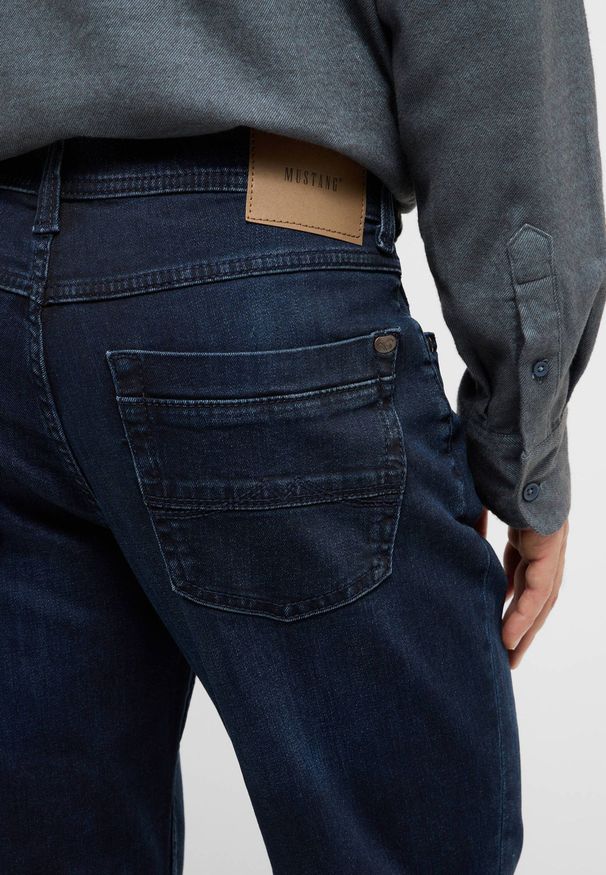 Męskie Spodnie jeansowe Mustang Style Washington Straight Denim Blue 1016983 5000 801