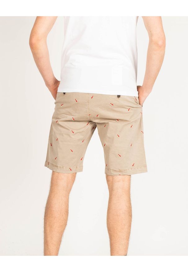 Pepe Jeans Szorty "Miles Short Icon" | PM800849 | Miles Short Icon | Mężczyzna | Beżowy. Okazja: na co dzień. Kolor: beżowy. Materiał: bawełna, elastan. Wzór: aplikacja. Styl: casual